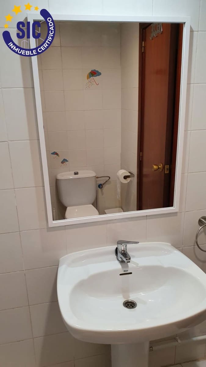 3 bedroom Flat for sale in Valencia city - € 350,000 (Ref: 9952597)