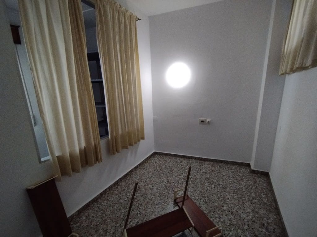 8 soveværelse Byhus til salg i Oliva - € 89.000 (Ref: 7537153)