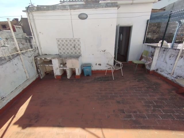 8 soveværelse Byhus til salg i Oliva - € 89.000 (Ref: 7537153)