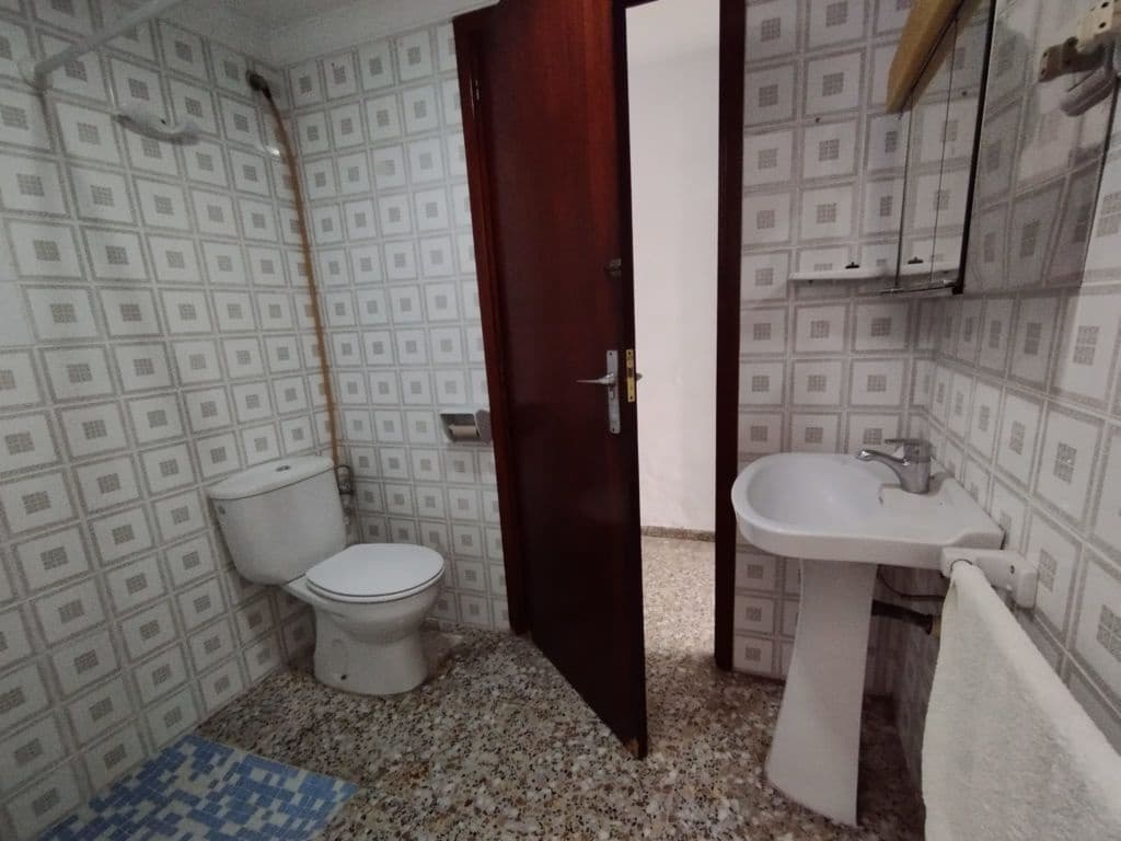 8 soveværelse Byhus til salg i Oliva - € 89.000 (Ref: 7537153)