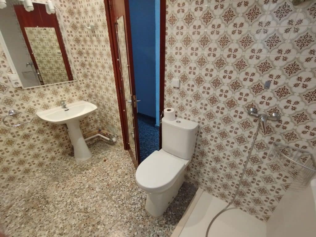 8 soveværelse Byhus til salg i Oliva - € 89.000 (Ref: 7537153)