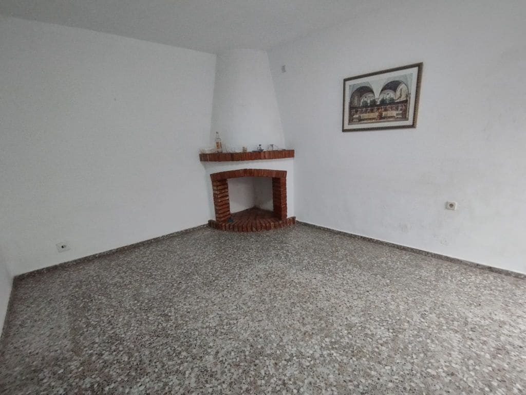 8 soveværelse Byhus til salg i Oliva - € 89.000 (Ref: 7537153)