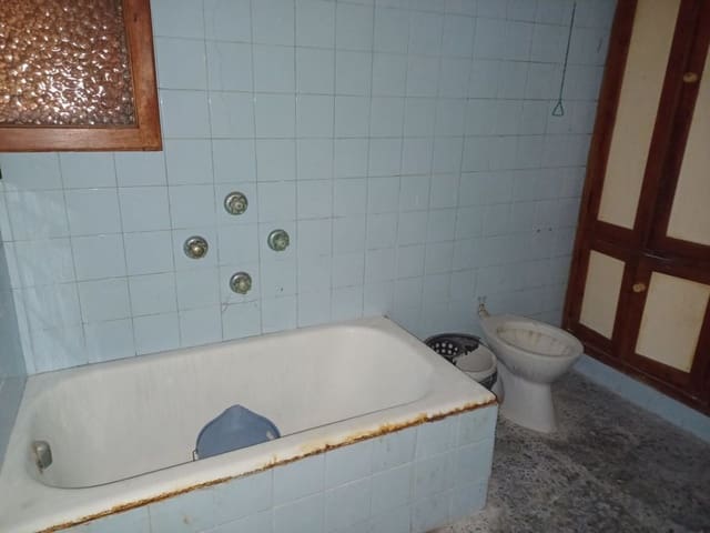 3 soverom Hus til salgs i Oliva - € 89 000 (Ref: 7987407)