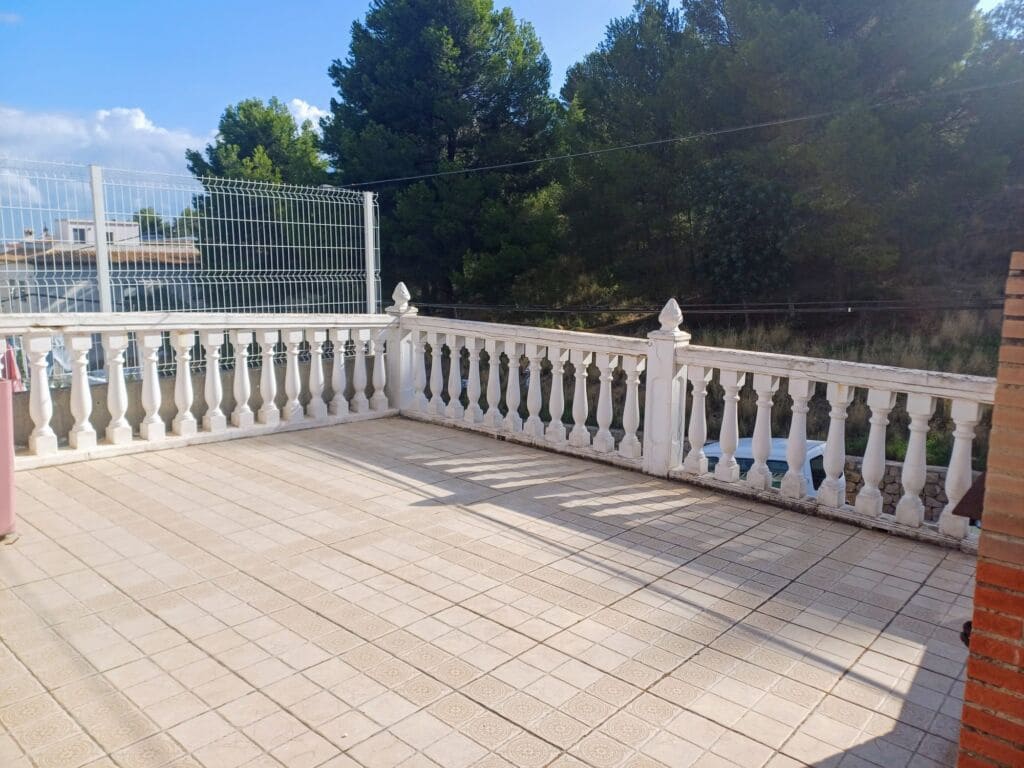 3 sovrum Hus till salu i Oliva med pool garage - 320 000 € (Ref: 8540478)