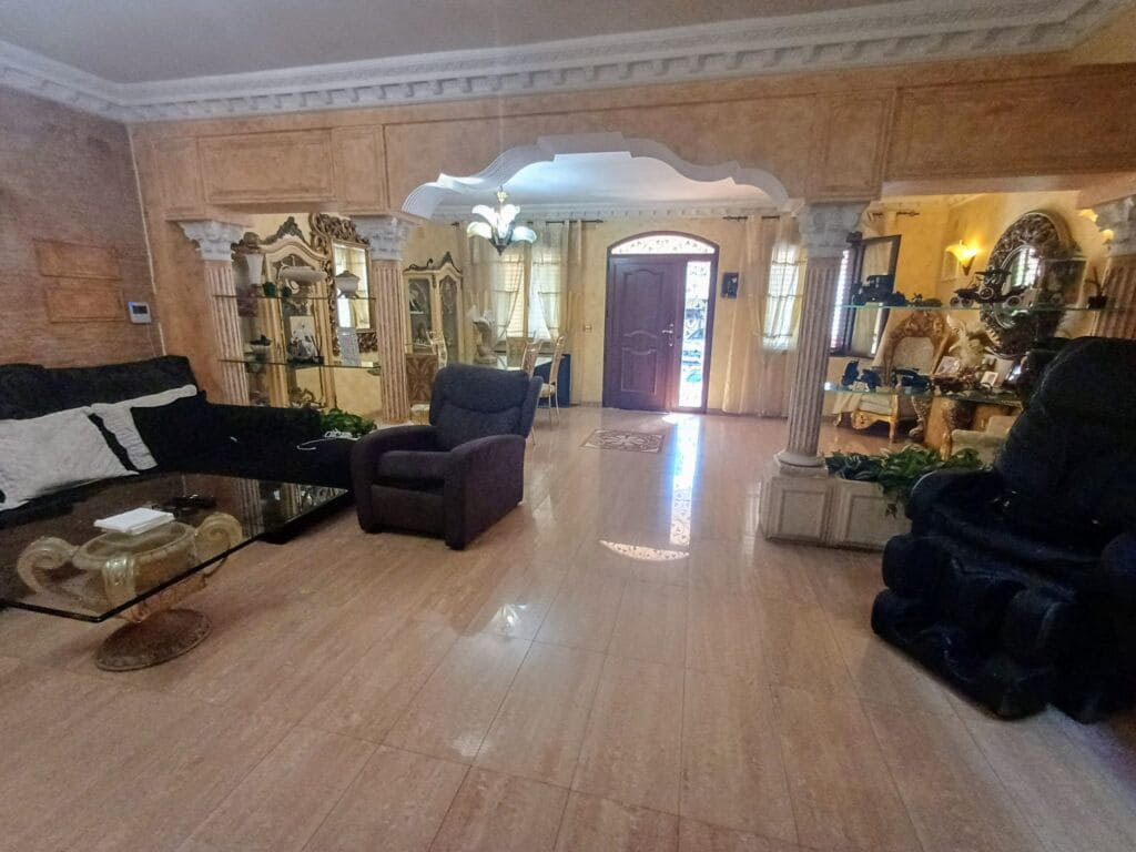 3 sovrum Hus till salu i Oliva med pool garage - 320 000 € (Ref: 8540478)