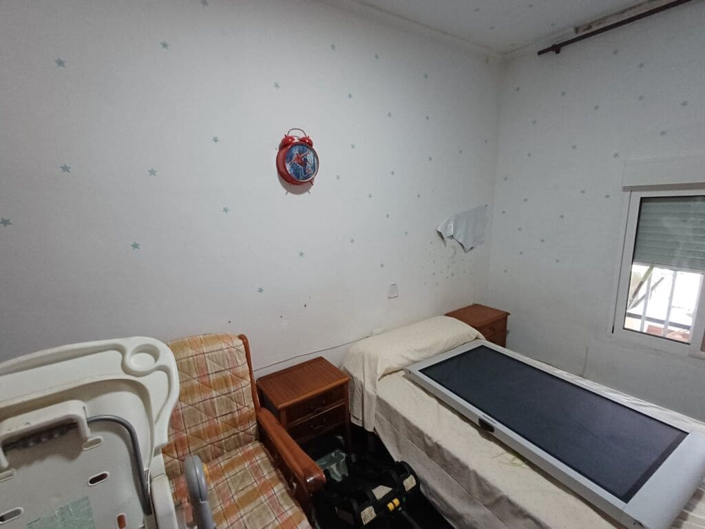 4 bedroom Townhouse for sale in Oliva - € 159,000 (Ref: 8934564)