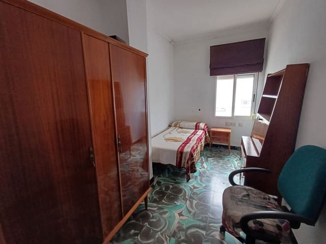 4 sovrum Hus till salu i Oliva - 155 000 € (Ref: 8934564)