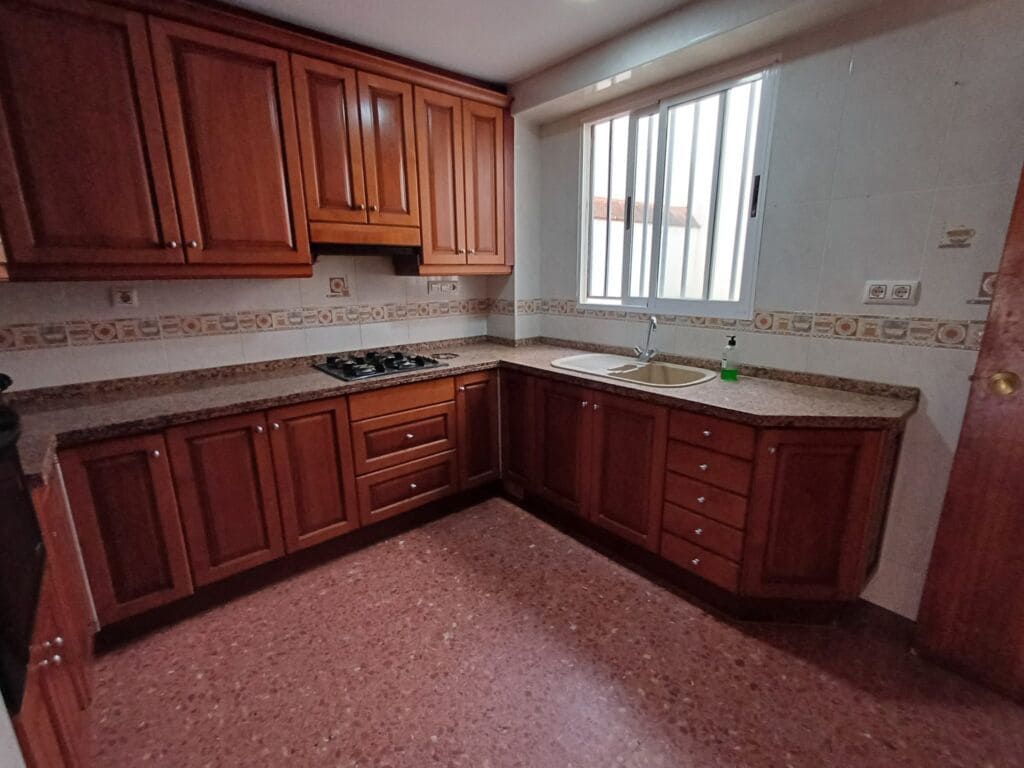 3 bedroom Apartment for sale in Oliva - € 104,000 (Ref: 8934565)