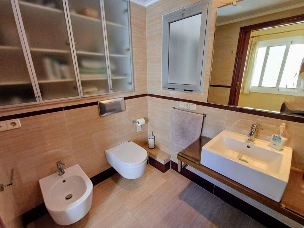 4 sovrum Lägenhet till salu i Oliva med garage - 119 000 € (Ref: 8934571)