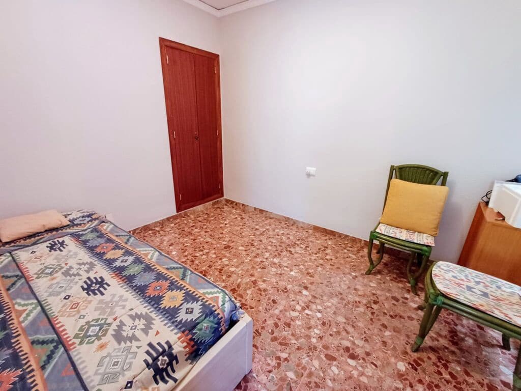 4 sovrum Lägenhet till salu i Oliva med garage - 119 000 € (Ref: 8934571)