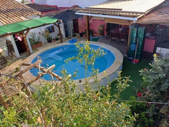 4 bedroom Townhouse for sale in Oliva - € 260,000 (Ref: 8934578)