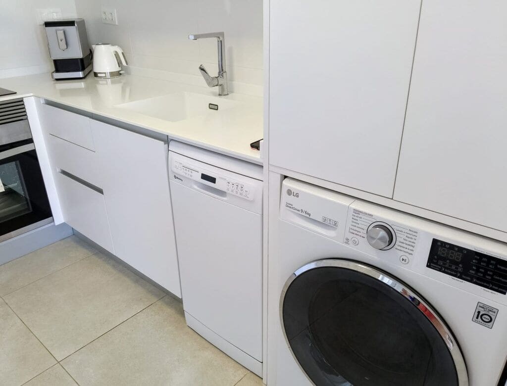 3 bedroom Apartment for sale in Oliva with pool garage - € 399,000 (Ref: 9036995)