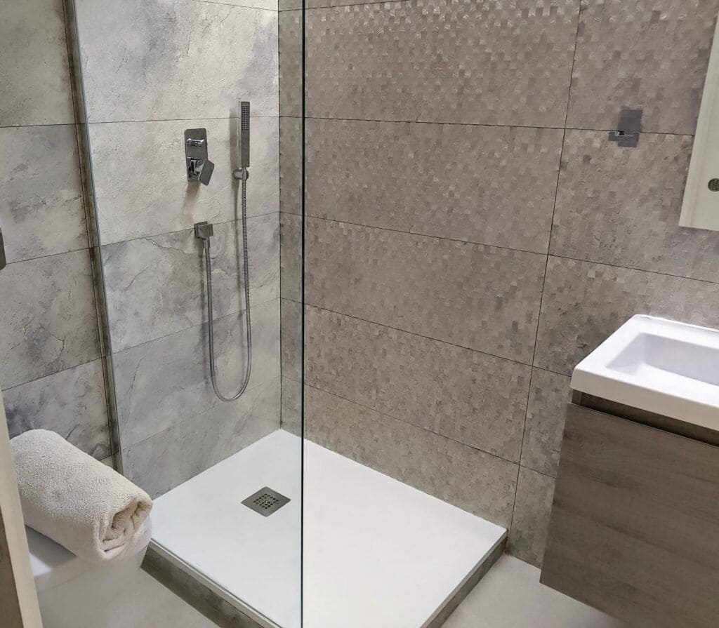 3 bedroom Apartment for sale in Oliva with pool garage - € 399,000 (Ref: 9036995)