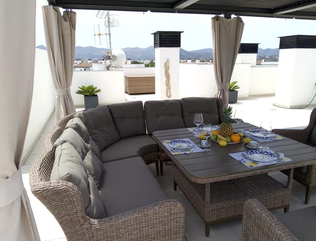 3 bedroom Apartment for sale in Oliva with pool garage - € 399,000 (Ref: 9036995)