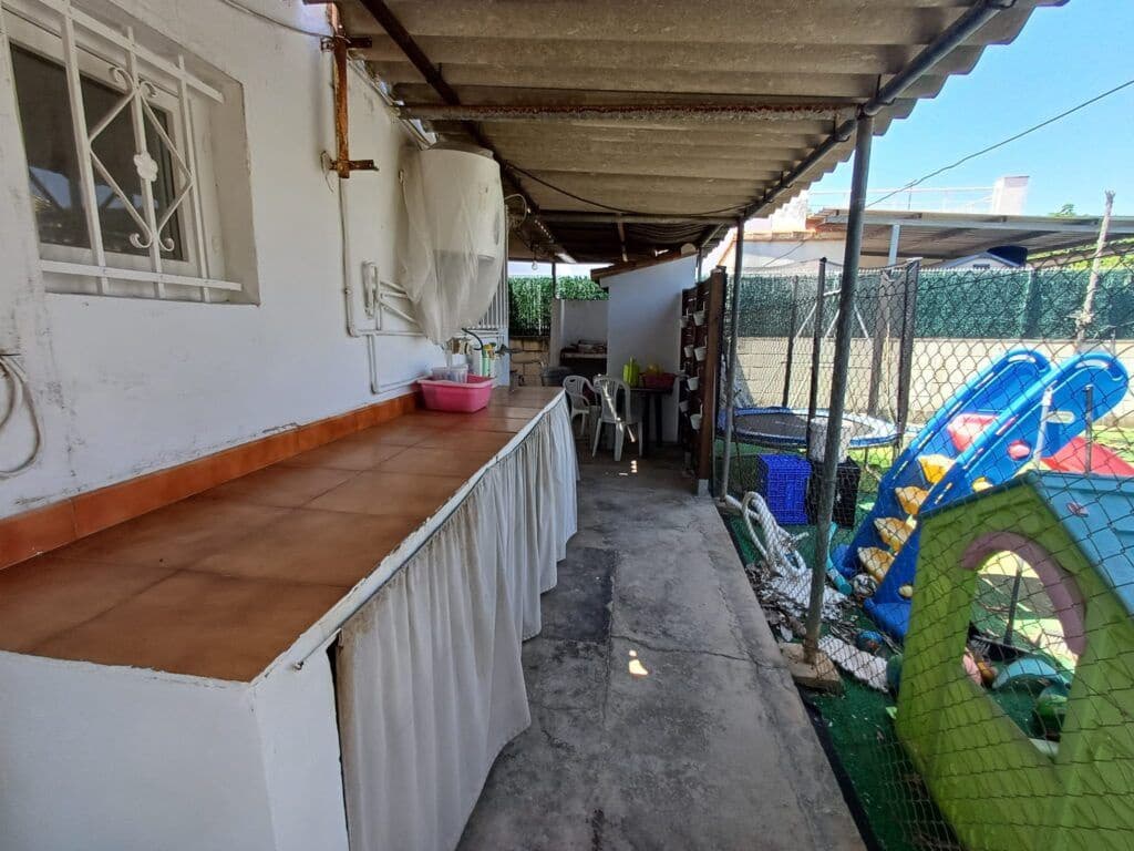 2 soveværelse Villa til salg i Oliva med garage - € 185.000 (Ref: 9156116)