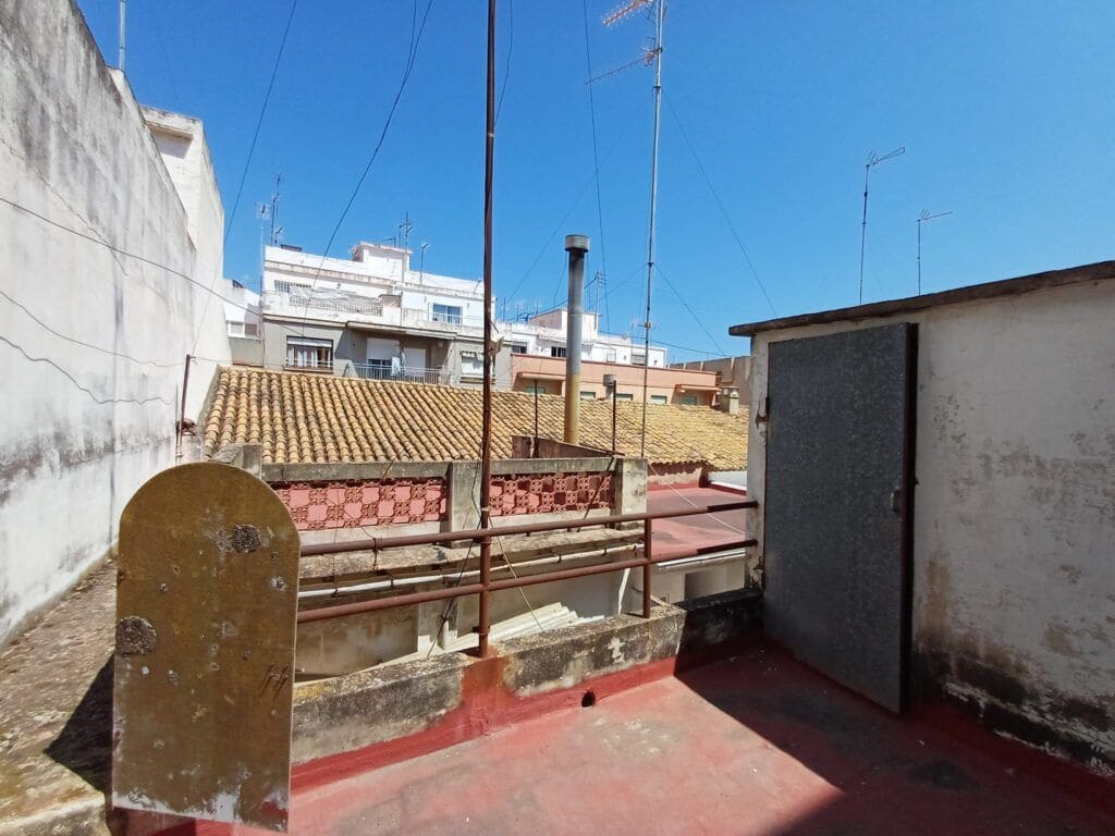 5 soverom Hus til salgs i Oliva - € 129 950 (Ref: 9156117)