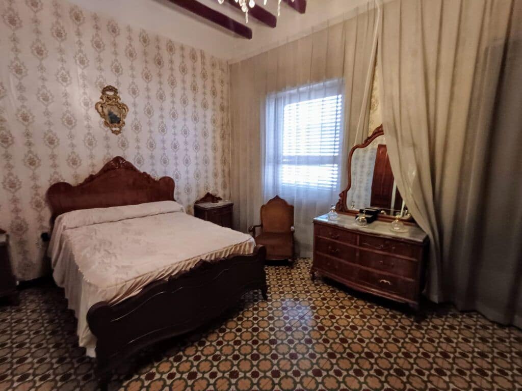 5 soverom Hus til salgs i Oliva - € 129 950 (Ref: 9156117)