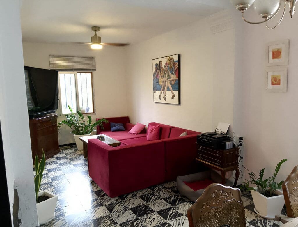 5 sovrum Hus till salu i Oliva med garage - 220 000 € (Ref: 9228660)