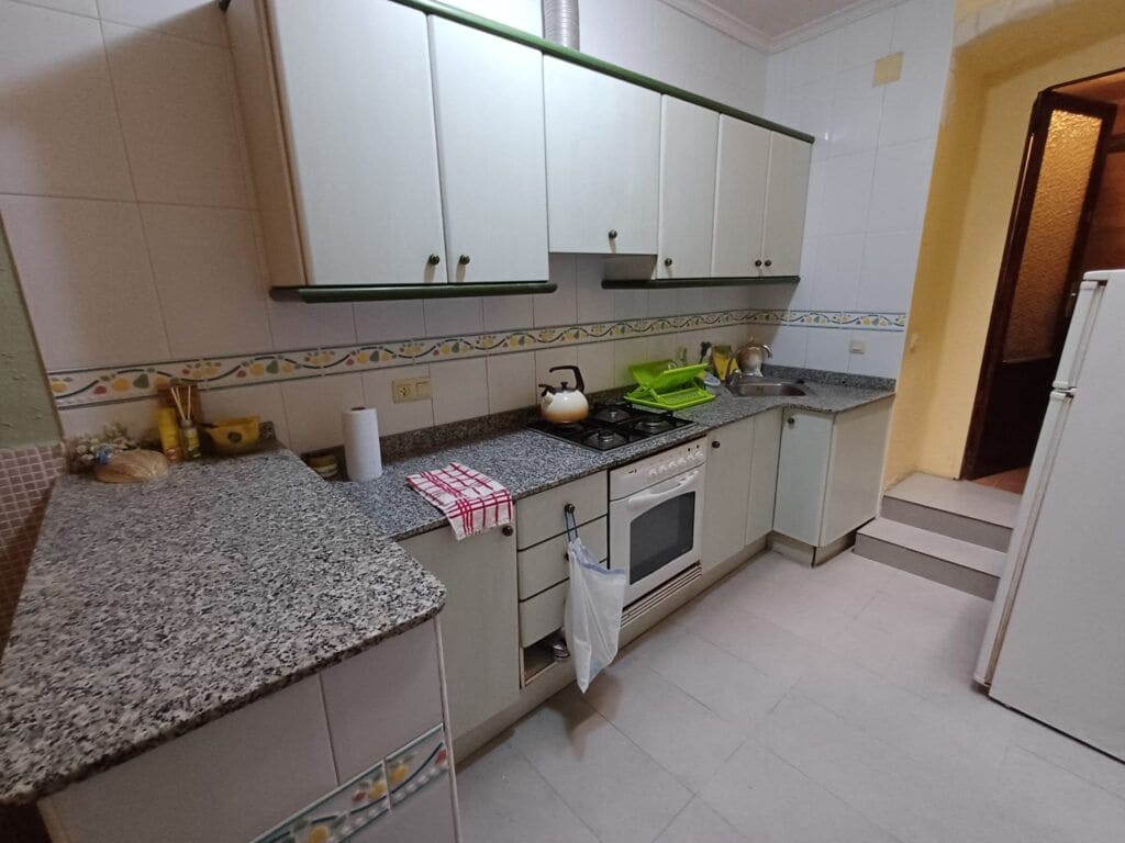 1 makuuhuone Omakotitalo myytävänä paikassa Oliva - 95 000 € (Ref: 9228663)