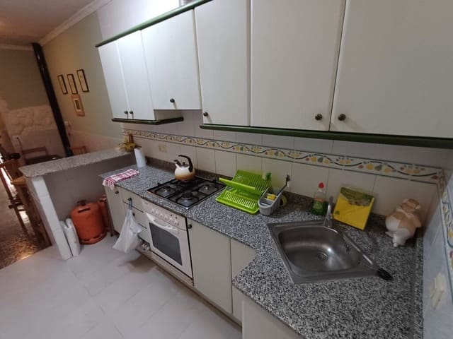 1 makuuhuone Omakotitalo myytävänä paikassa Oliva - 95 000 € (Ref: 9228663)