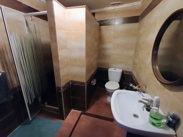 1 makuuhuone Omakotitalo myytävänä paikassa Oliva - 85 000 € (Ref: 9228663)