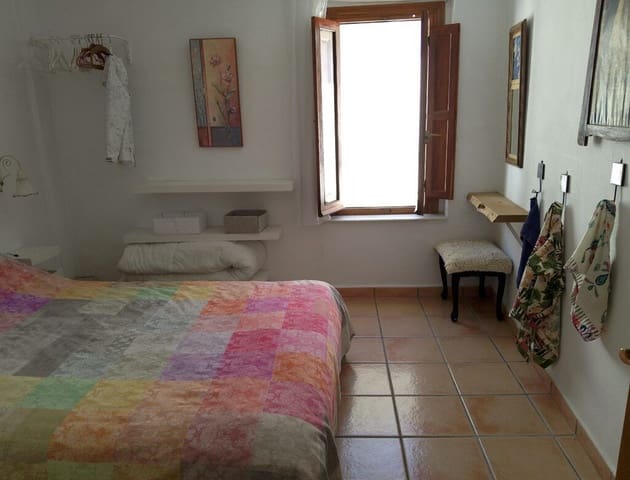 1 makuuhuone Omakotitalo myytävänä paikassa Oliva - 135 000 € (Ref: 9303373)