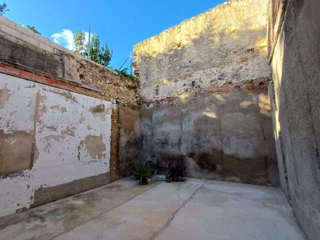 4 soverom Hus til salgs i Oliva - € 185 000 (Ref: 9375081)