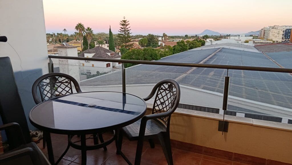 1 sovrum Lägenhet till salu i Oliva med garage - 145 000 € (Ref: 9375083)