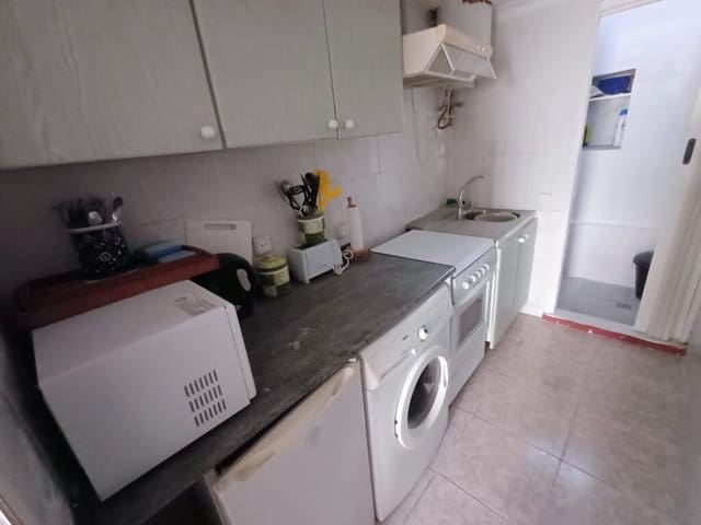 1 makuuhuone Omakotitalo myytävänä paikassa Oliva - 75 000 € (Ref: 9375084)