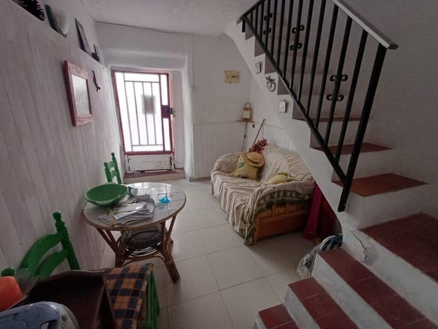 1 makuuhuone Omakotitalo myytävänä paikassa Oliva - 75 000 € (Ref: 9375084)