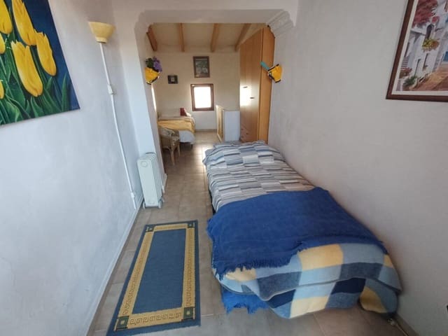 1 chambre Maison de Ville à vendre à Oliva - 65 000 € (Ref: 9375084)