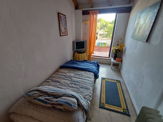 1 chambre Maison de Ville à vendre à Oliva - 65 000 € (Ref: 9375084)