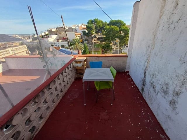 1 makuuhuone Omakotitalo myytävänä paikassa Oliva - 75 000 € (Ref: 9375084)