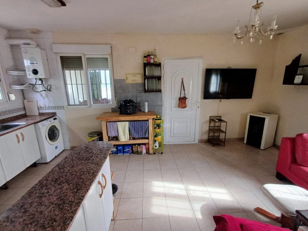 2 bedroom Villa for sale in Oliva with garage - € 199,000 (Ref: 9390406)