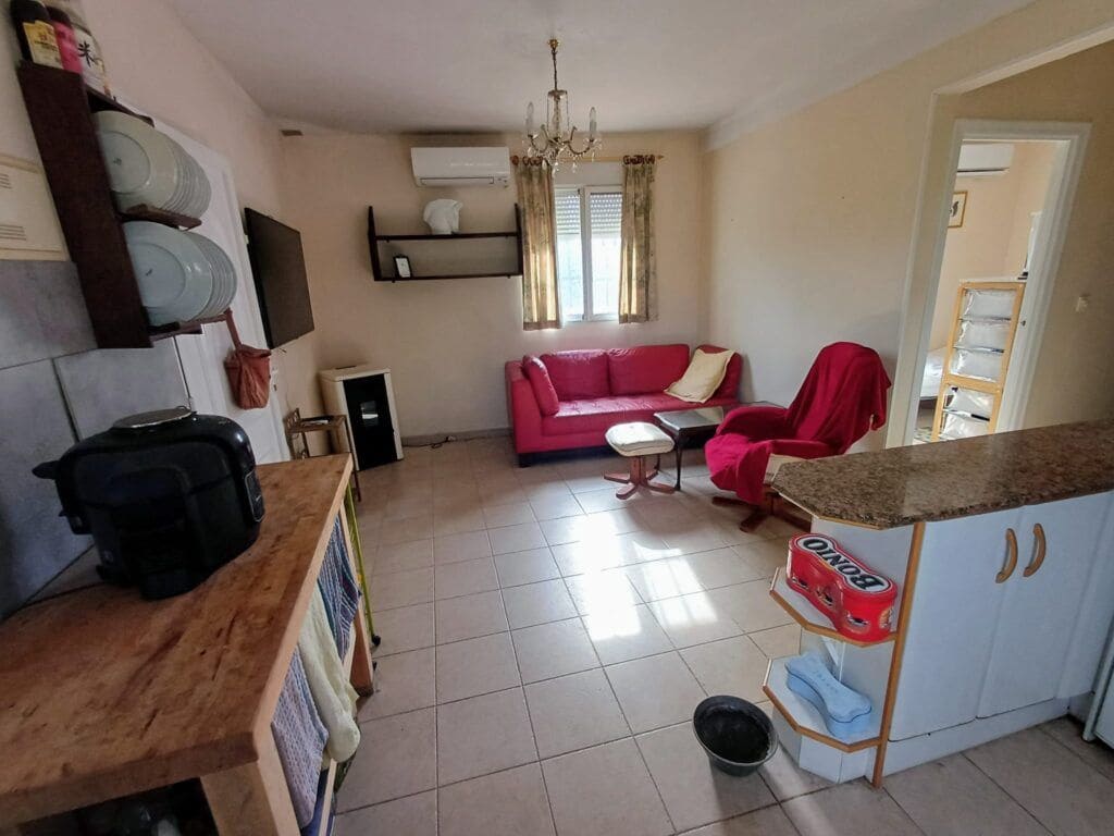 2 bedroom Villa for sale in Oliva with garage - € 199,000 (Ref: 9390406)