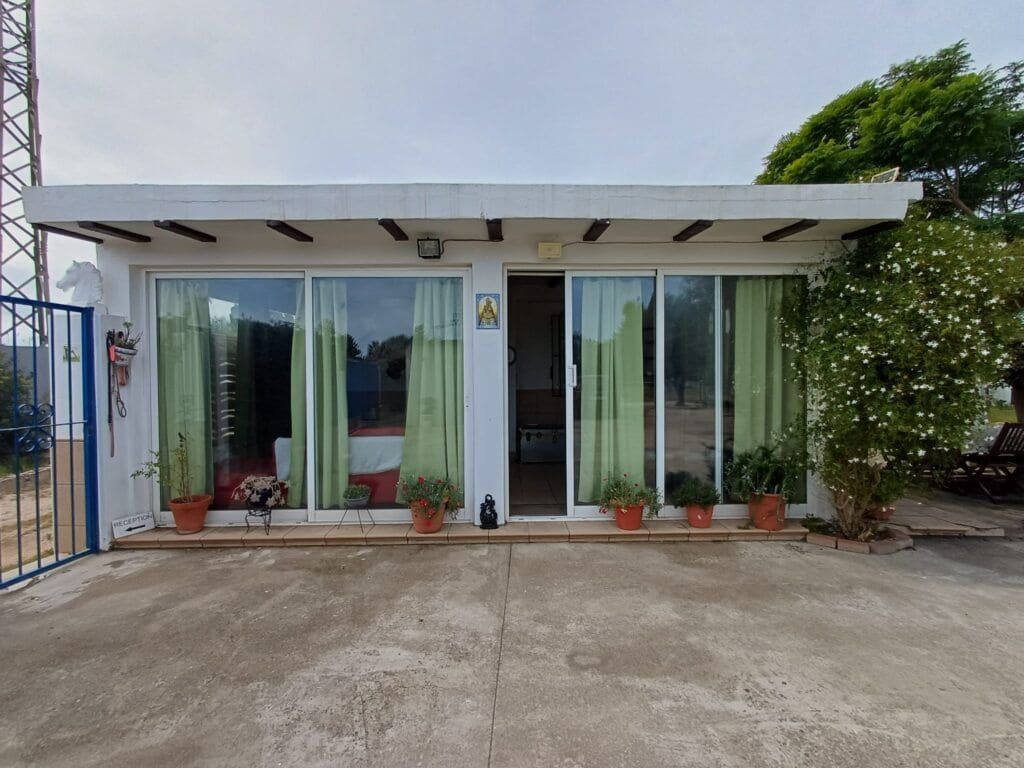 2 bedroom Villa for sale in Oliva with garage - € 199,000 (Ref: 9390406)