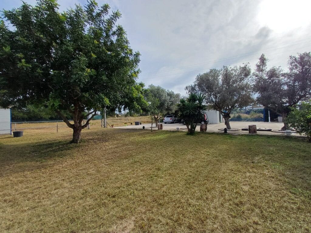 2 bedroom Villa for sale in Oliva with garage - € 199,000 (Ref: 9390406)