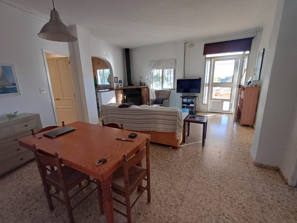 2 bedroom Villa for sale in Oliva with pool - € 250,000 (Ref: 9425698)