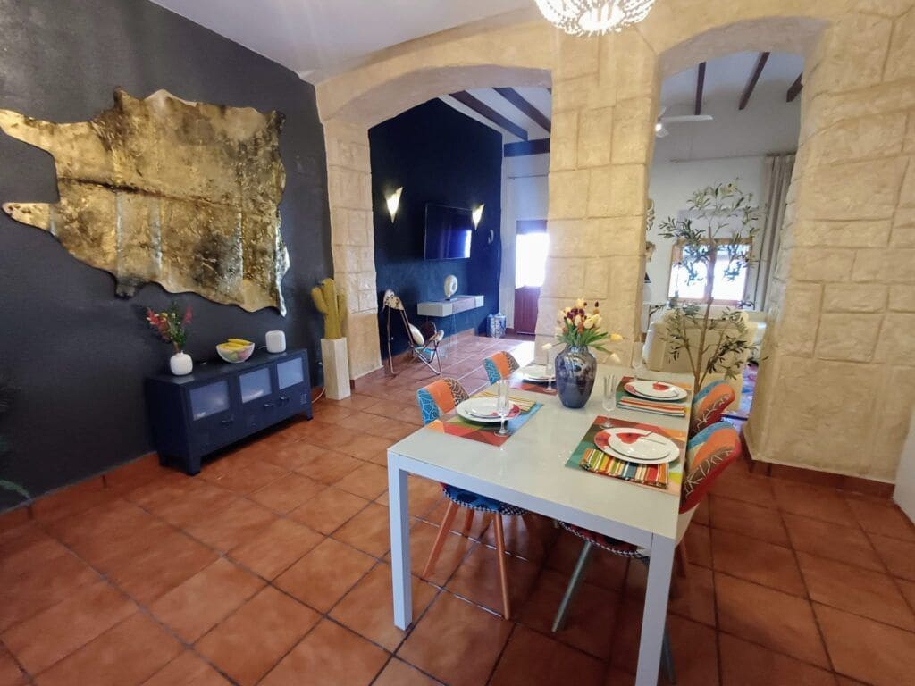 3 bedroom Townhouse for sale in Oliva - € 245,000 (Ref: 9425699)