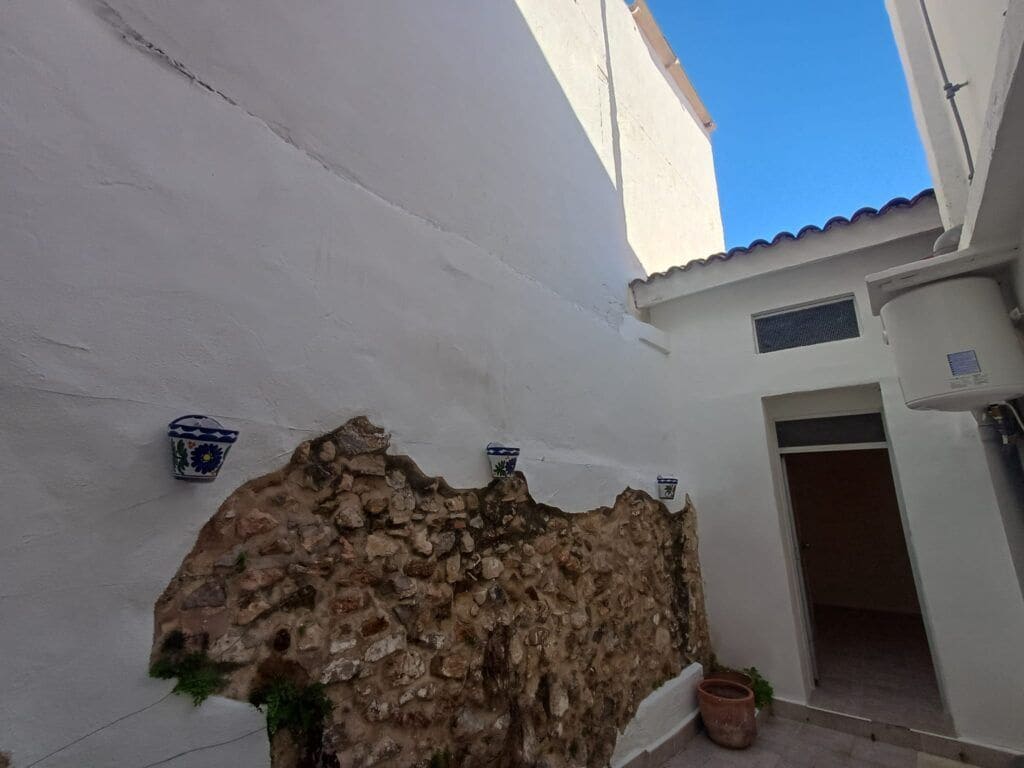 3 bedroom Townhouse for sale in Oliva - € 158,000 (Ref: 9425700)