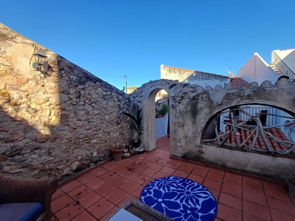 3 bedroom Townhouse for sale in Oliva - € 230,000 (Ref: 9425701)