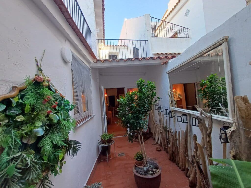 3 bedroom Townhouse for sale in Oliva - € 230,000 (Ref: 9425701)