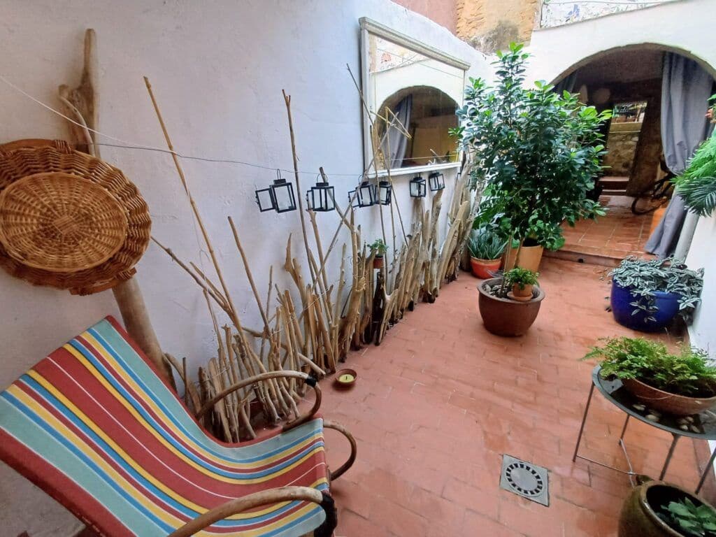 3 bedroom Townhouse for sale in Oliva - € 230,000 (Ref: 9425701)