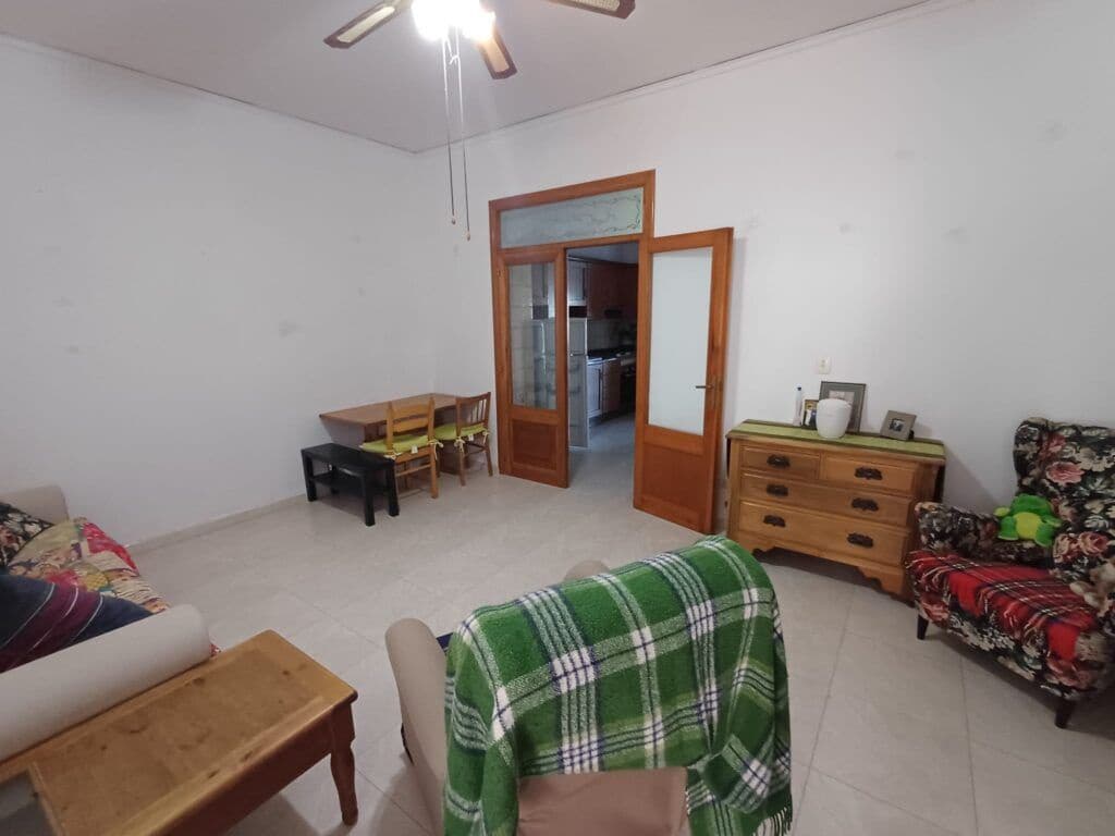 4 sovrum Hus till salu i Oliva med garage - 155 000 € (Ref: 9425703)