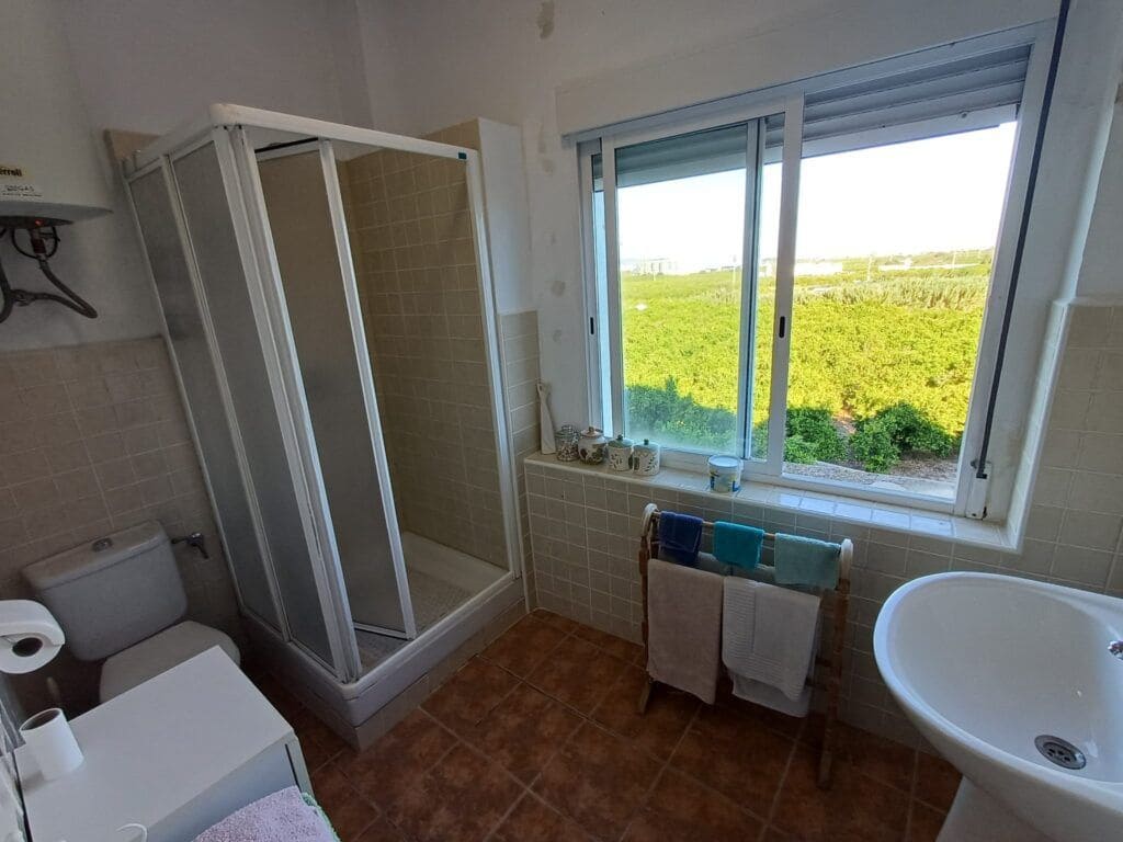 4 sovrum Hus till salu i Oliva med garage - 155 000 € (Ref: 9425703)