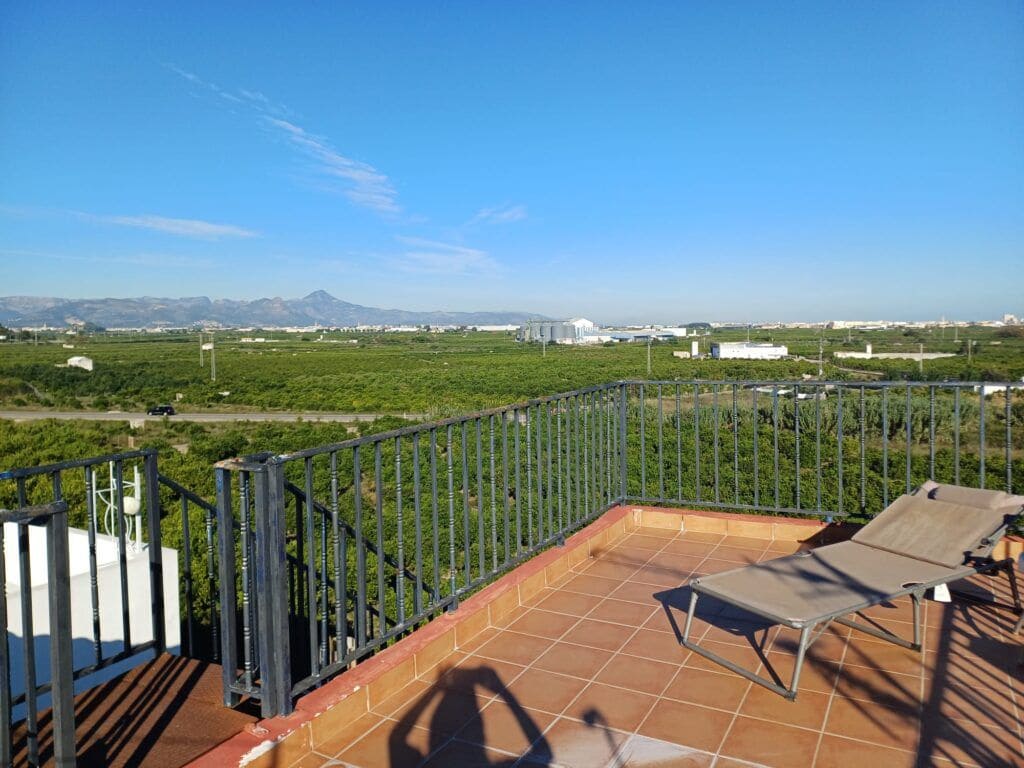 4 sovrum Hus till salu i Oliva med garage - 155 000 € (Ref: 9425703)