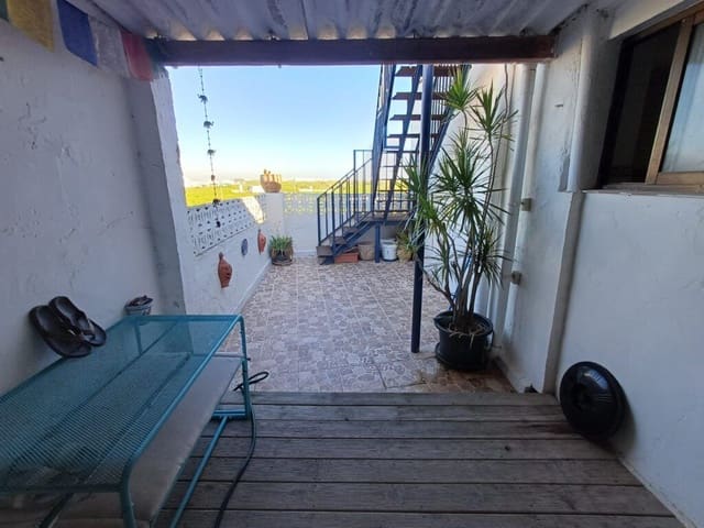 4 soveværelse Byhus til salg i Oliva med garage - € 135.000 (Ref: 9425703)