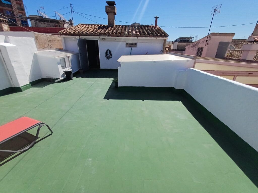 4 bedroom Townhouse for sale in Oliva - € 215,000 (Ref: 9497045)