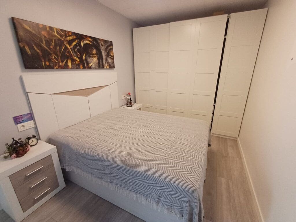 4 bedroom Townhouse for sale in Oliva - € 215,000 (Ref: 9497045)