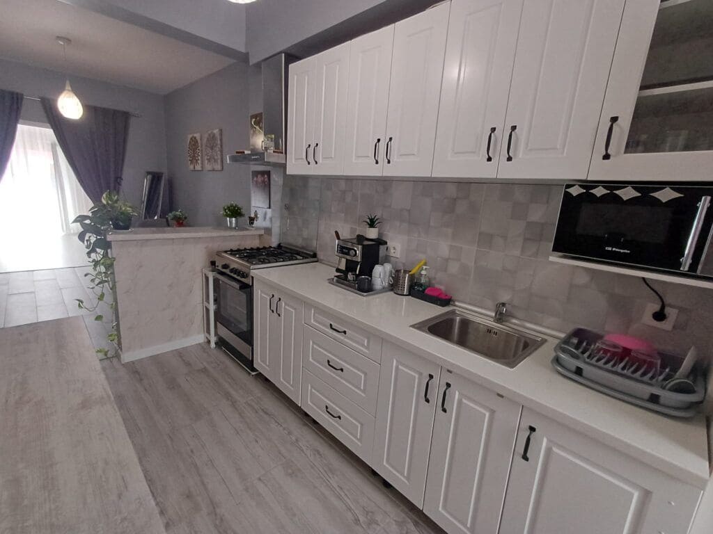 4 bedroom Townhouse for sale in Oliva - € 215,000 (Ref: 9497045)